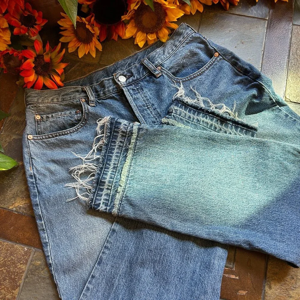 We the Free Button-Fly Jeans w/Double-Frayed Hem - Picture 16 of 16
